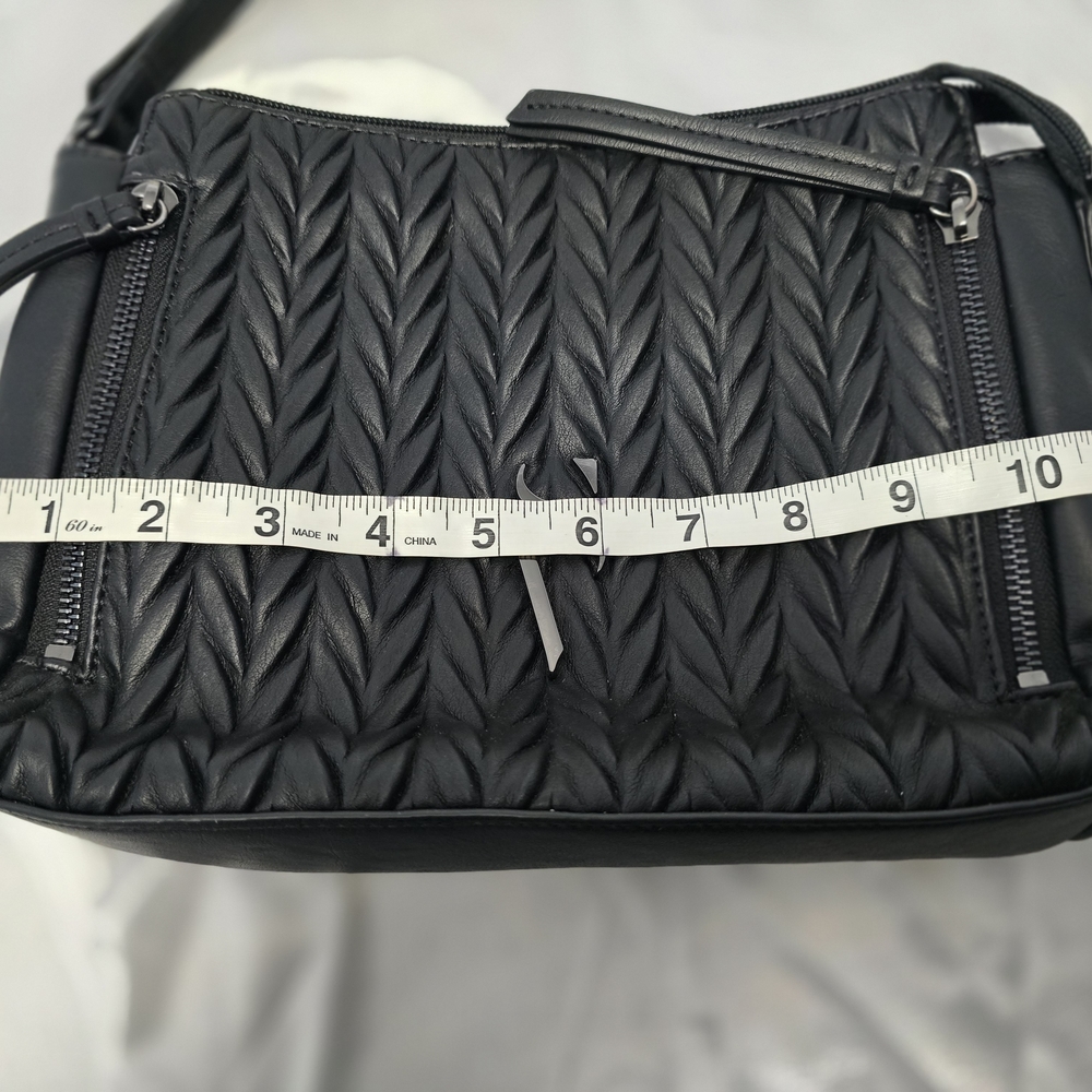 Simply Vera Vera Wang Black Textured Crossbody Bag - Picture 14 of 16